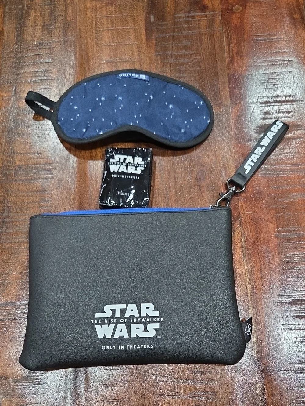 Star Wars Pouch United Airlines NWOT